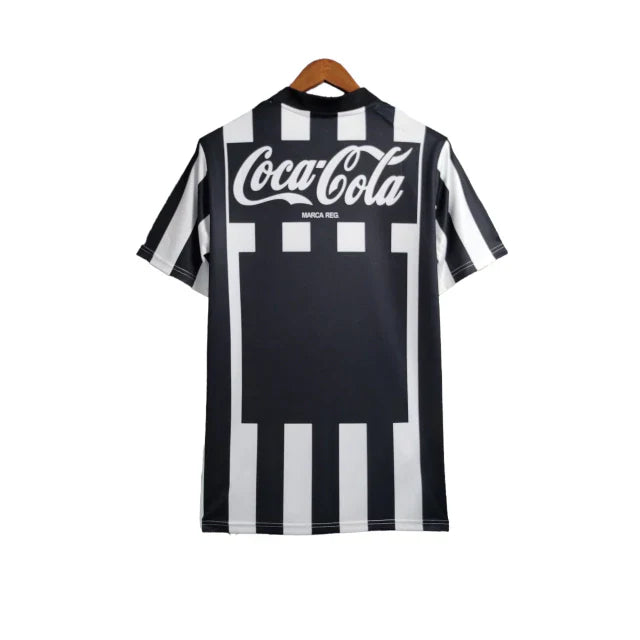 Camisa Botafogo I Retrô 1997 Torcedor Masculina - Branca com listras pretas com patrocínio da Coca Cola